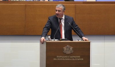 Драго Стойнев: Най-важно е да приемем закон срещу спекулата в последните дни на НС 
