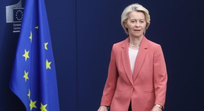 Европейската комисия ръководена от председателката Урсула фон дер Лайен още
