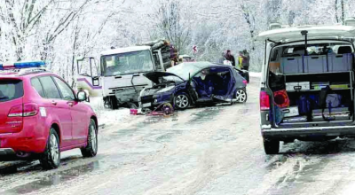 Издирват шофьор, участвал в катастрофа с две жертви