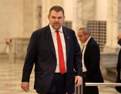 ДПС-НН събра половин милион лева за пенсионерите 