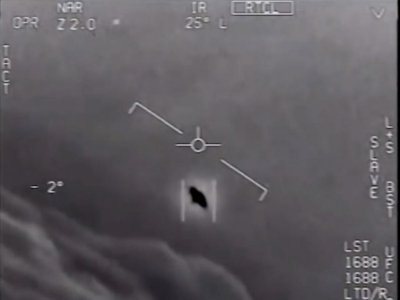 Пентагонът призна: Имаме видео с НЛО (КЛИП)
