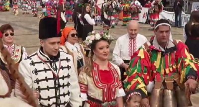 Истинска сватба спретнаха на СУРВА в Перник