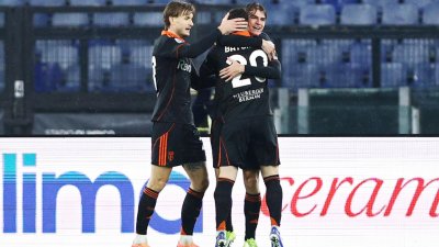 Комо разби Лацио с 3 0 като гост Срещата бе