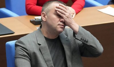 Ицо Хазарта обясни вота си за Меркосур