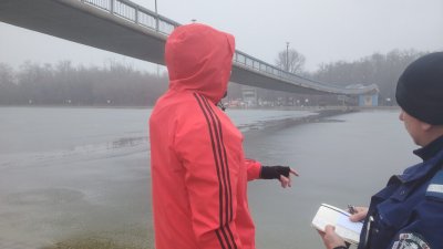 Трима мъже спасиха жена, паднала в Гребния канал в Пловдив