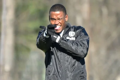 Локо Пд: Все още нямаме споразумение с Левски за Переа