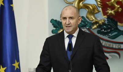 Българският президент Румен Радев обяви че ще подаде оставка преди
