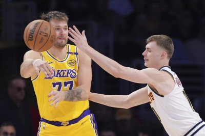 В поредната динамична вечер от редовния сезон на Националната баскетболна