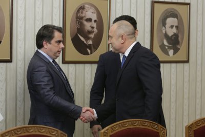 Почти невъзможен изглежда в момента сценарий при който коалицията вдясно