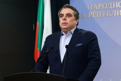 Асен Василев за членството в Съвета за мир: България е натикана в кьошето до Унгария 