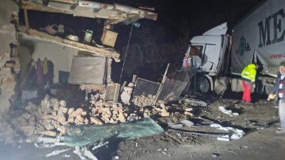 Ангел на пътя: Турски тираджия уби 9-годишно дете в катастрофа и опита да избяга