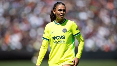 Дъщерята на легендата Родман - най-добре платената футболистка в света