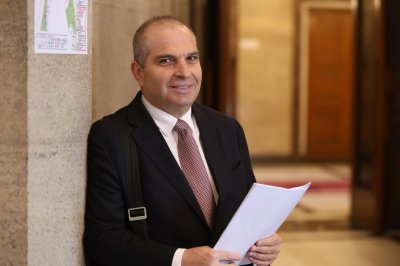 Деца под 14 ще ползват атракциони само с придружител