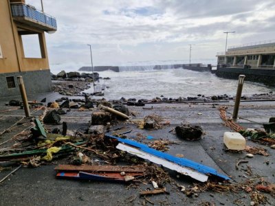 Циклонът &bdquo;Хари&ldquo; продължава да опустошава Южна Италия