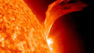 Мощна магнитна буря удря Земята днес