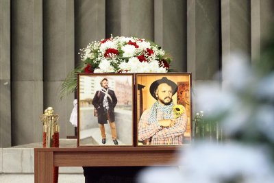 Близки, приятели и почитатели казаха последно сбогом на Калин Терзийски