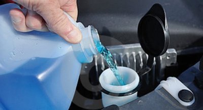 Лабораторно изследване на зимни течности за чистачки закупени на случаен