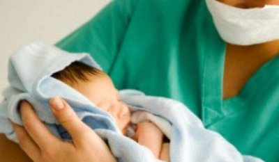 4000 акушерки не достигат в България