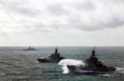 Великобритания прехвана руски военни кораби в Ламанша