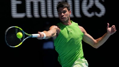 Без грижи за Алкарас, Медведев със знаменит обрат в Мелбърн