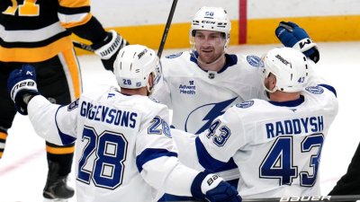 Брандън Хагел вкара два гола в това число и своя