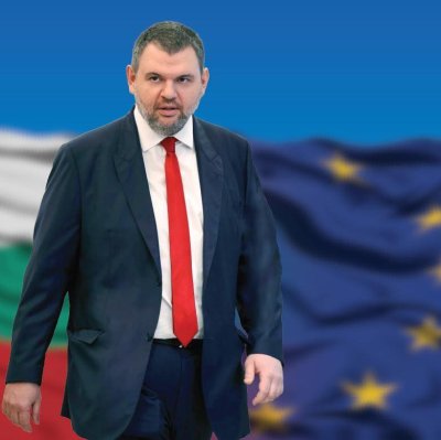 Пеевски ребром към Желязков: Кога ще ратифицирате участието ни при Тръмп?