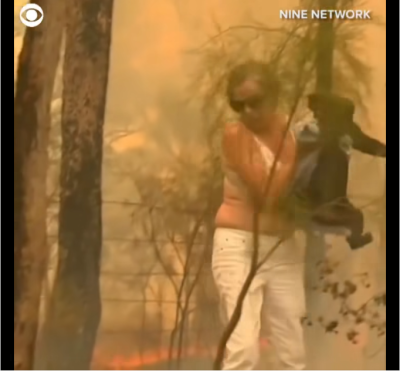 Австралийка се хвърли в огъня, за да спаси коала 