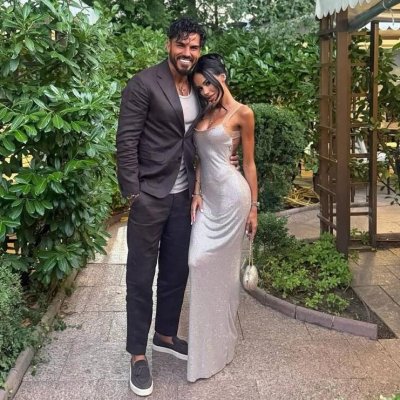 Уникум! Благо Джизъса отнел девствеността на Мария-Луиза