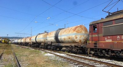 Катастрофа между два товарни влака край Гълъбово завърши само с материални щети