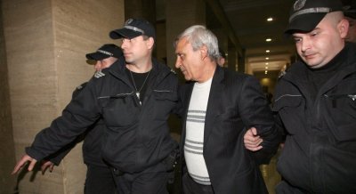 Само в Lupa.bg: Ицо Папата &ndash; светец в затвора, на свобода &ndash; закоравял престъпник