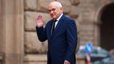 ИЗВЪНРЕДНО: Главчев каза трето "Да" на Йотова, готов е с кабинет