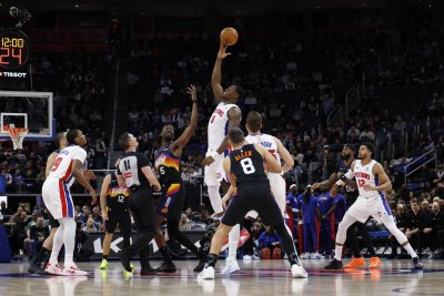 Детройт рухна в Аризона