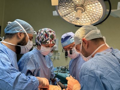 Съдови хирурзи в "Св. Екатерина" спасиха живота на пациенти с разкъсана коремна аорта 