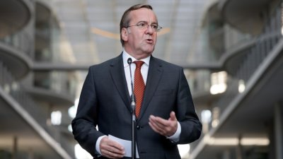 Германия иска извинение от Тръмп за репликите му за натовските войски в Афганистан 