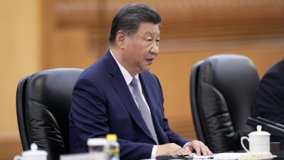 Висши генерали приближен на Си Дзинпин са арестувани за корупция