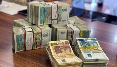 Кътаме над 10 милиарда лева под дюшека