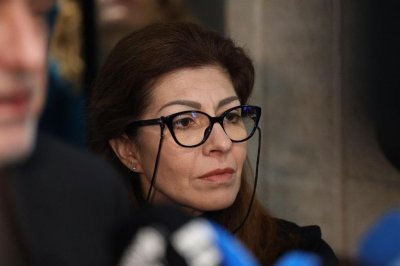 Севдалина Арнаудова: Кирил Петков остана сам днес