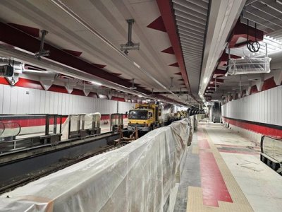 До 1-и август пускат три нови метростанции