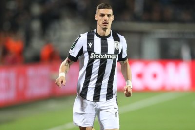 Десподов с гол и асистенция за победа срещу последния в Гърция