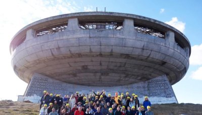 Калкулация: 35 000 евро струва дотук ремонтът на "Бузлуджа" 