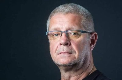 Бате Влади се връща в театъра в Пазарджик като артистичен шеф