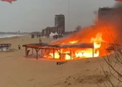 Само за часове: Плажен бар изгоря и самоделна бомба избухна в Слънчев бряг