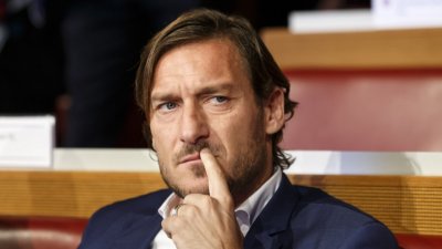 Гласят Франческо Тоти за голям пост в Рома