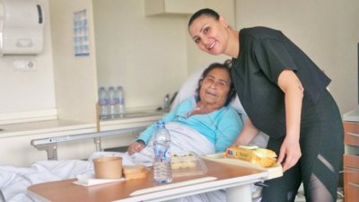 Софи Маринова от болницата: Мама е по-добре, благодаря на Господ!