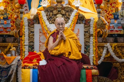 90-годишният Далай Лама спечели първата си "Грами"