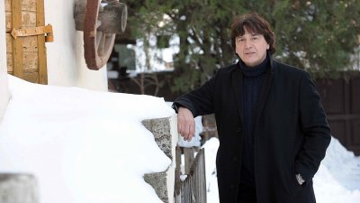 В къщата на популярния сръбски и босненски певец Здравко Чолич