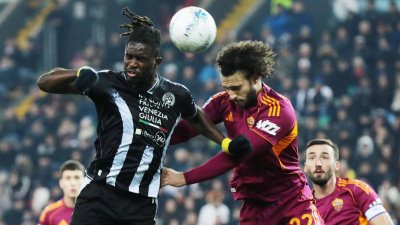 Удинезе поряза амбициите на Рома