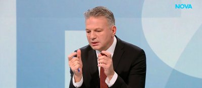 Николай Дойнов не носи брачната си халка Това е видно