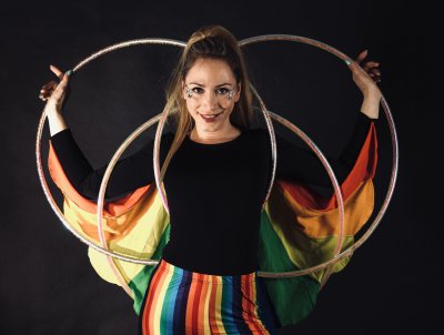 Внучката на Тодор Колев остана дибидюс на сцената (СНИМКИ 18+)