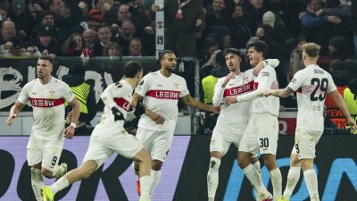 Елитният Щутгарт елиминира като гост втородивизионния Холщайн Кил след успех